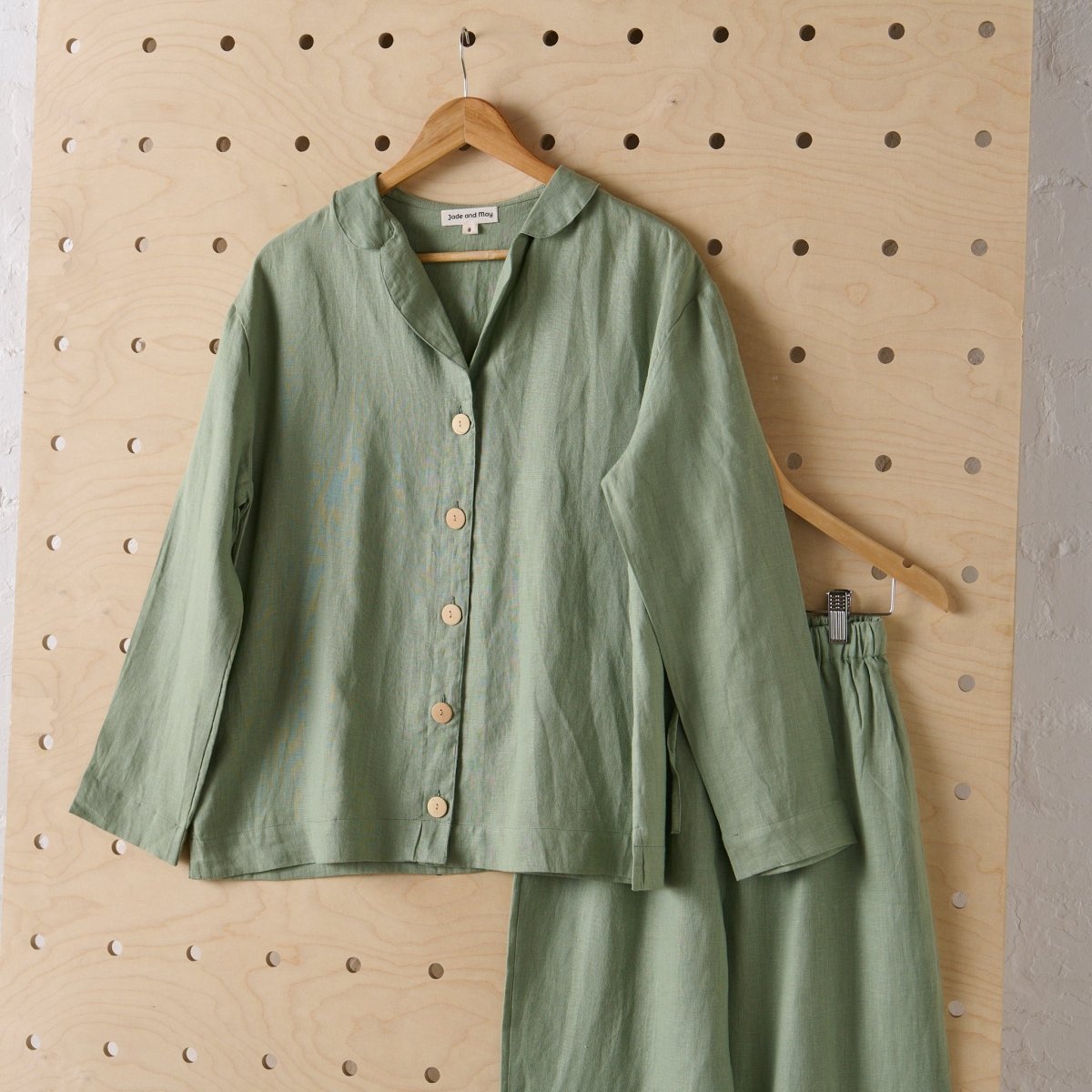 Linen Pyjama - Classic Set in Pistachio-3
